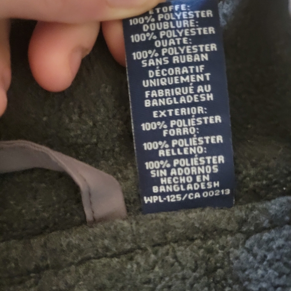 CHAPS Insulated Vest - Picture 4 of 5